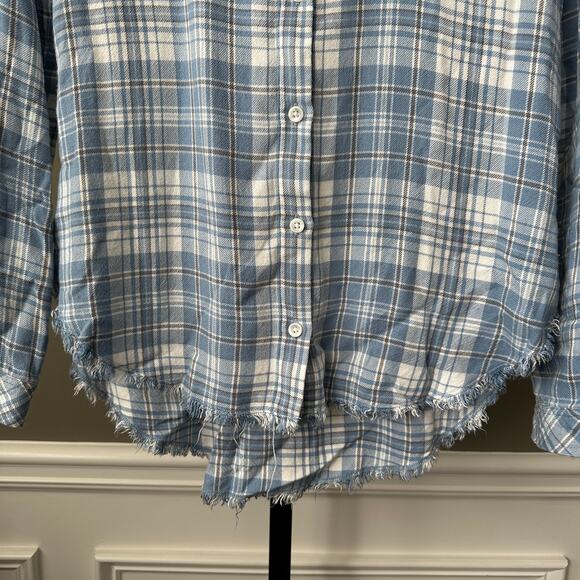 Cloth & Stone Blue Flannel Raw Hem Button Down Medium - Picture 3 of 5